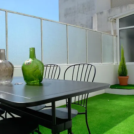 Travel & Live Alegria * פורטו