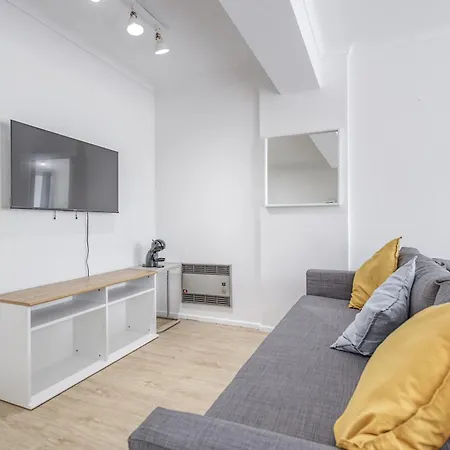 Travel & Live Alegria Apartman