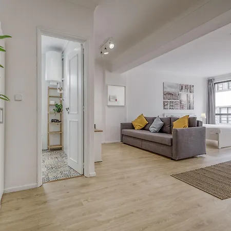 Travel & Live Alegria Porto