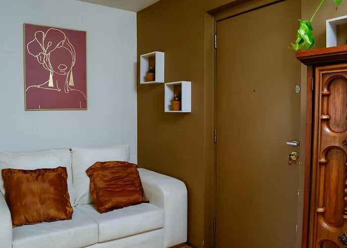 Travel & Live Alegria Apartment