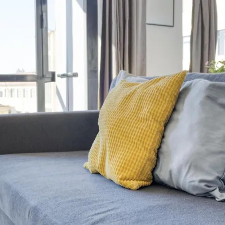 Travel & Live Alegria *